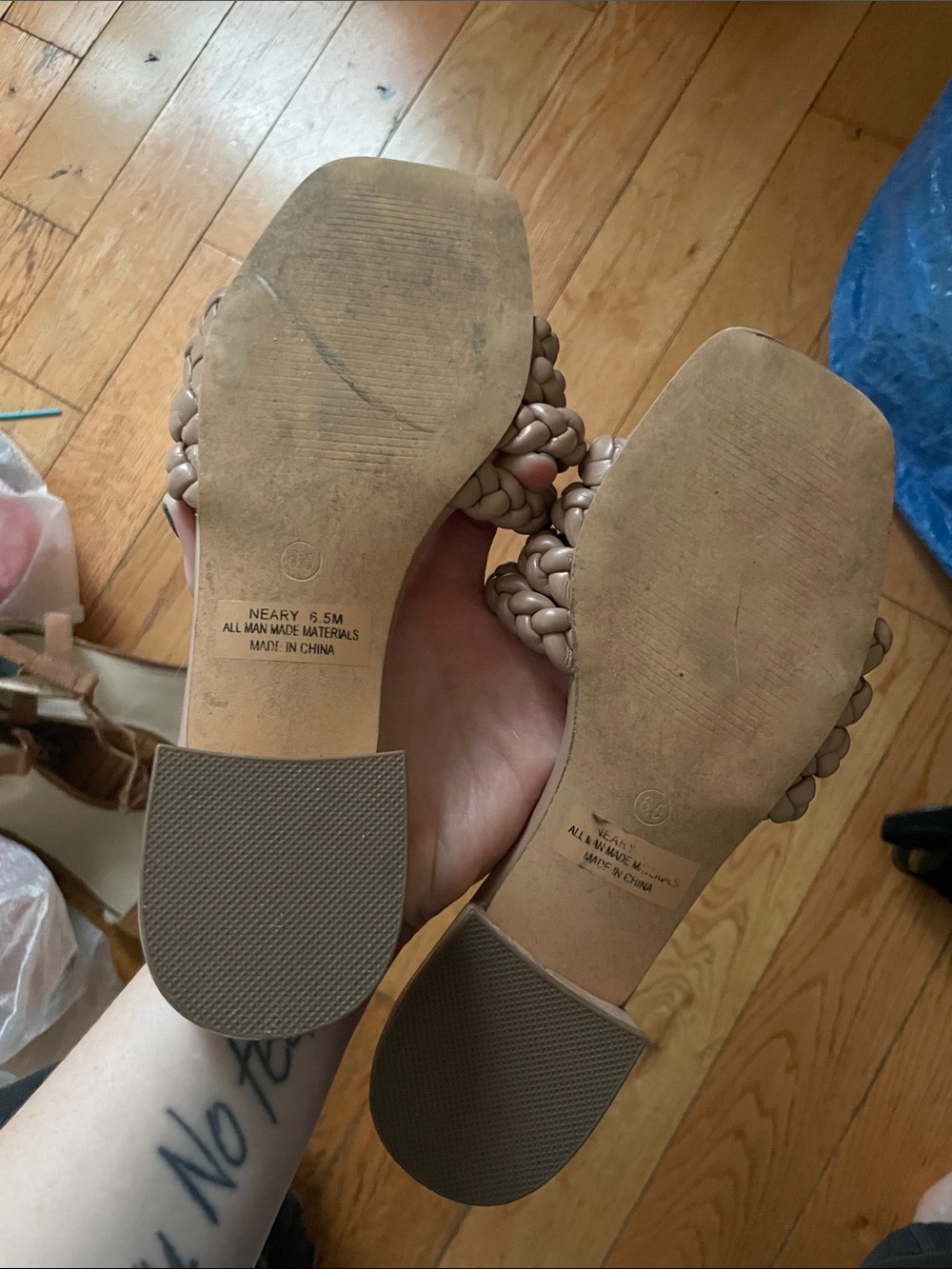 Sandals - Picture 5 of 6